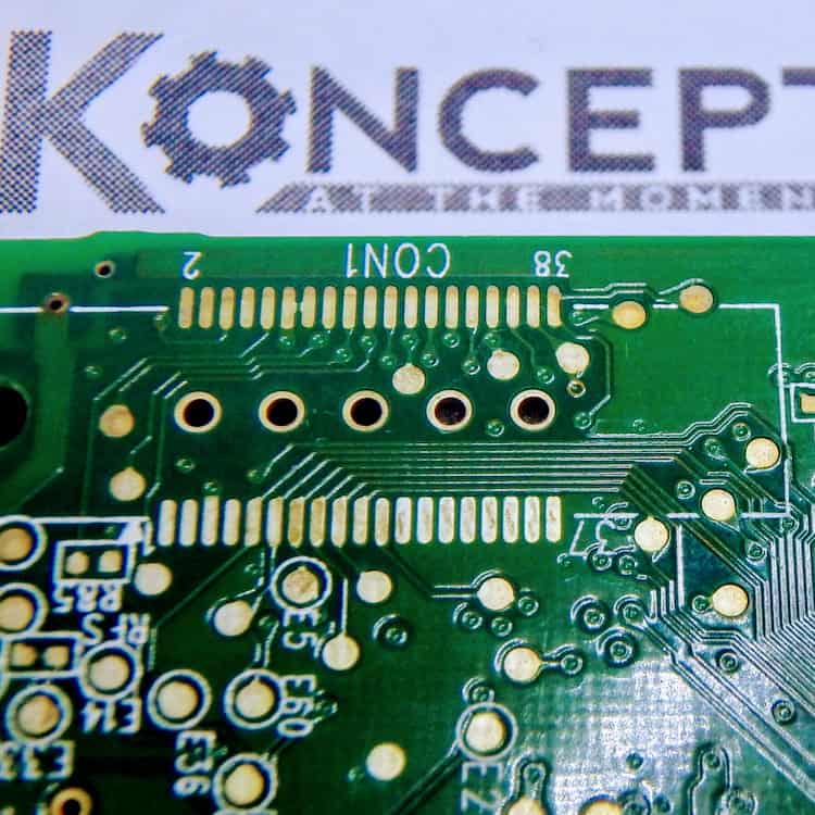 Instalação Koncept At The Moment